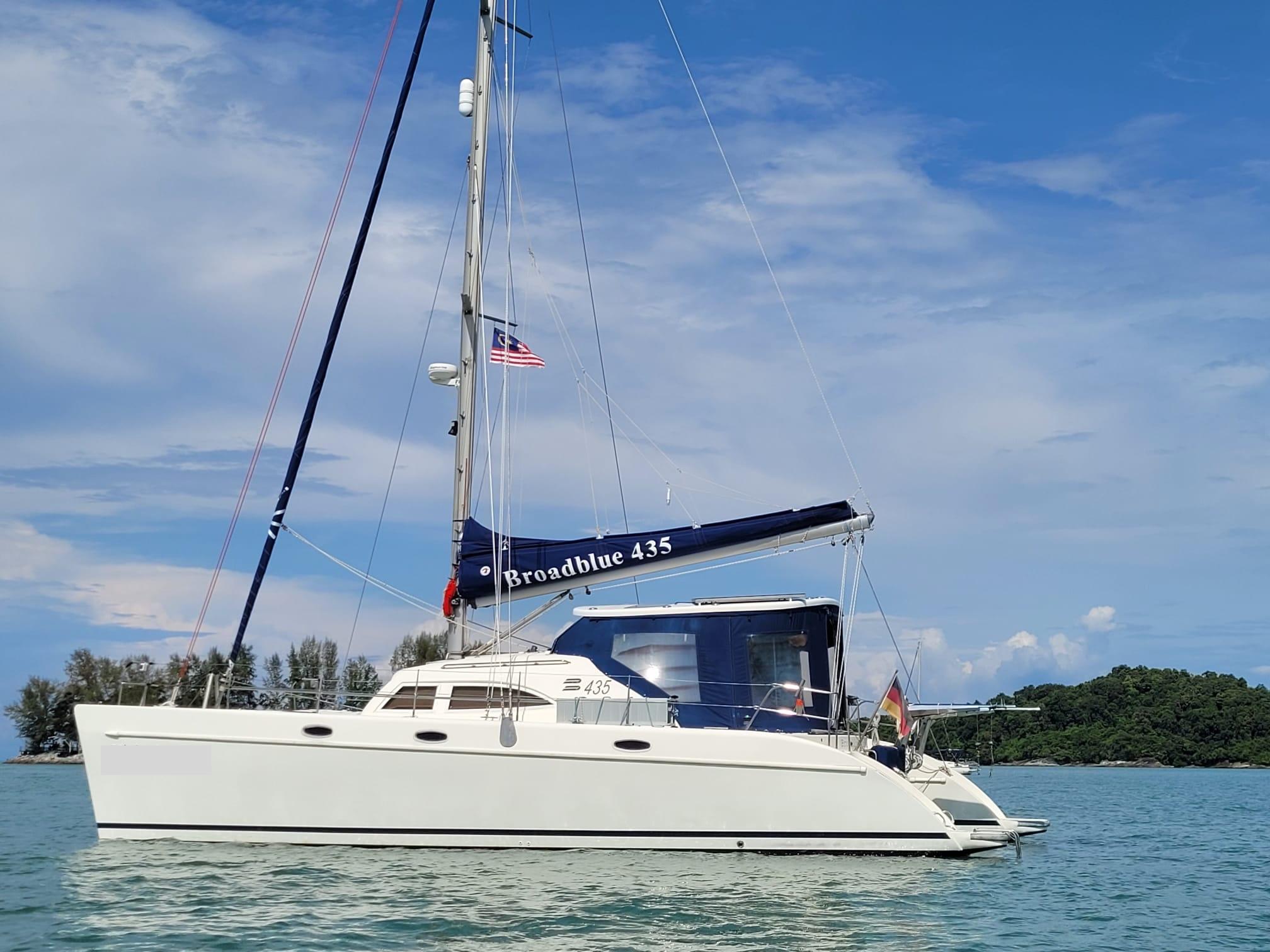 Broadblue 435 - The Multihull Company, Catamarans for Sale - Multihull ...