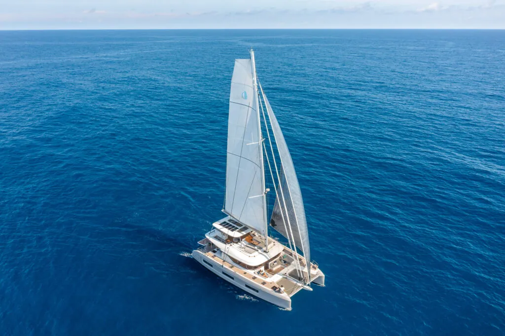 2027 Lagoon 60 Hull #37