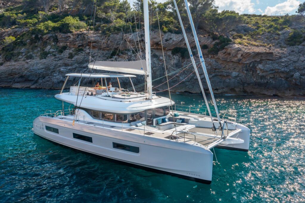 2026 Lagoon 60