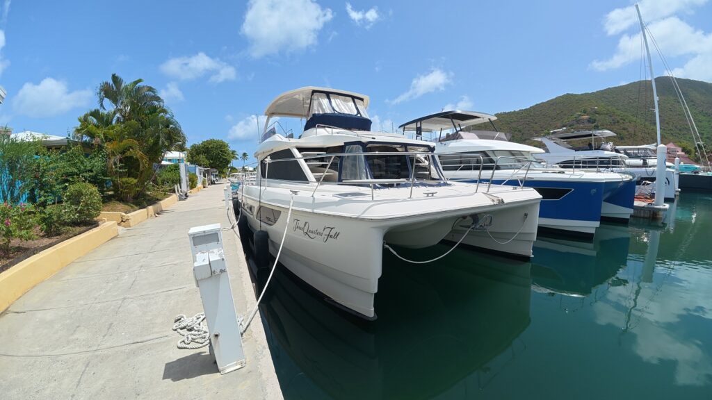 2016 Aquila 48 THREEQUARTERSFULL