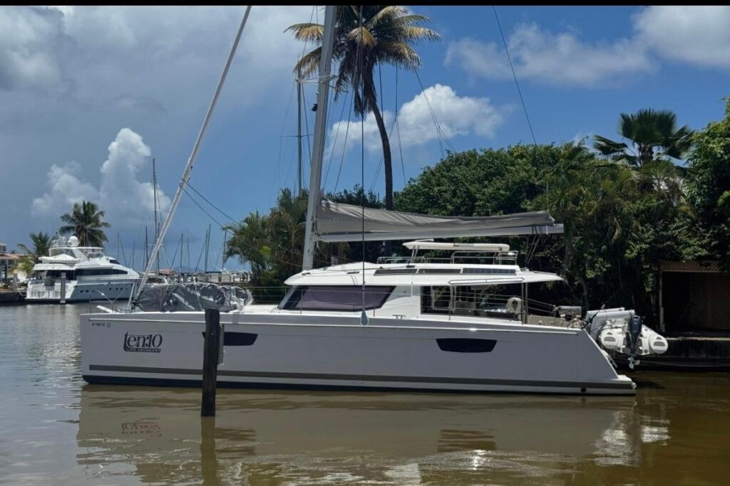 2017 Fountaine Pajot SABA 50 Ten:10