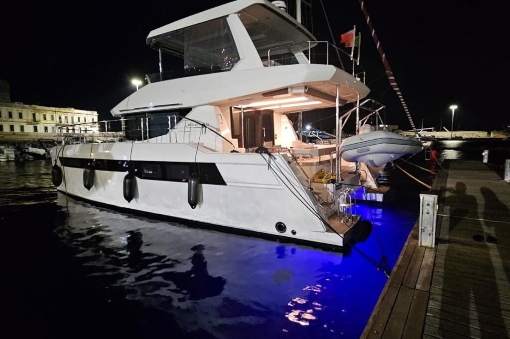 2023 Leopard 40 Powercat