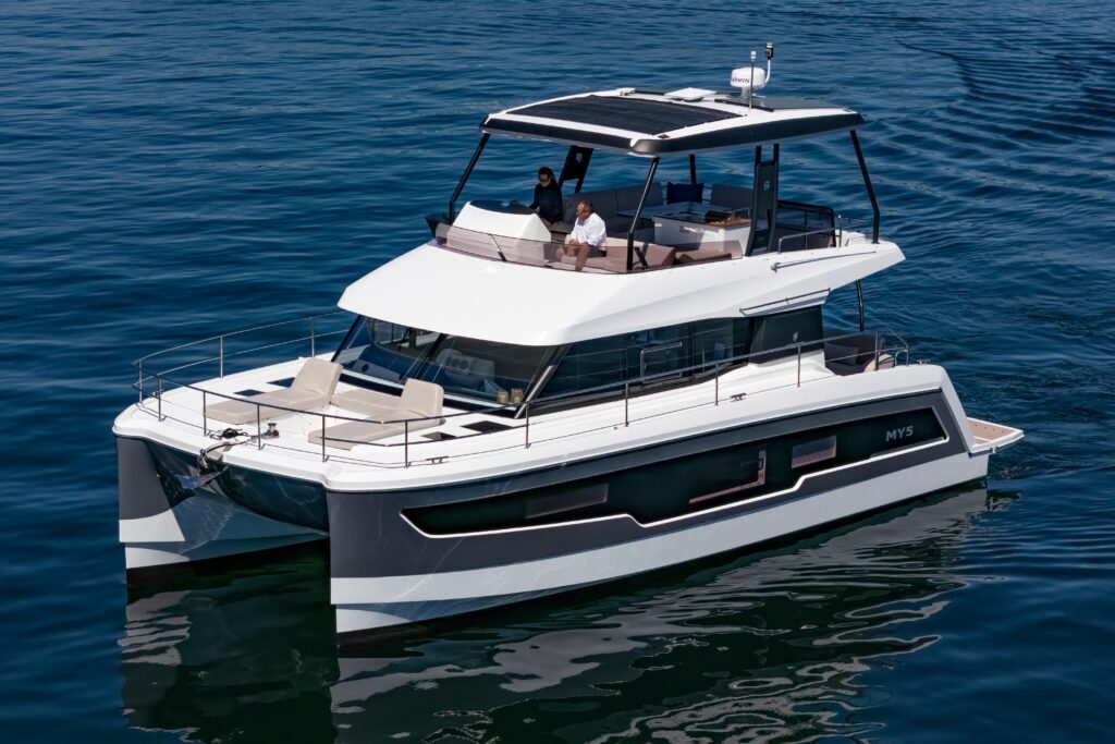 2024 Fountaine Pajot MY5