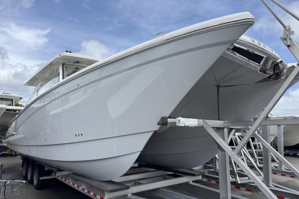 2026 World Cat 400 DC-X Island 50393 FLL 26WC400DC MERC600