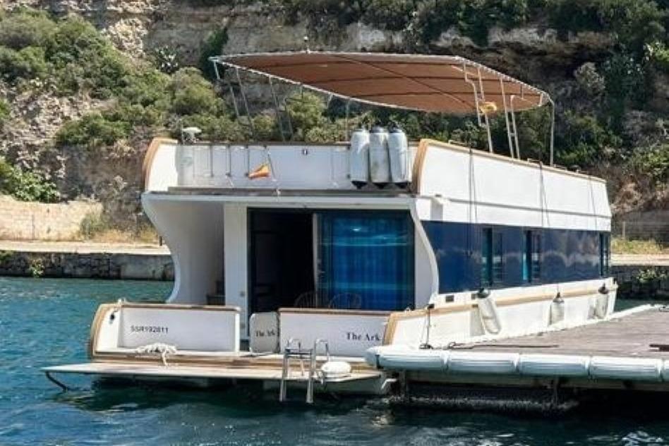2018 Mardaya Tiburon 70 The Ark