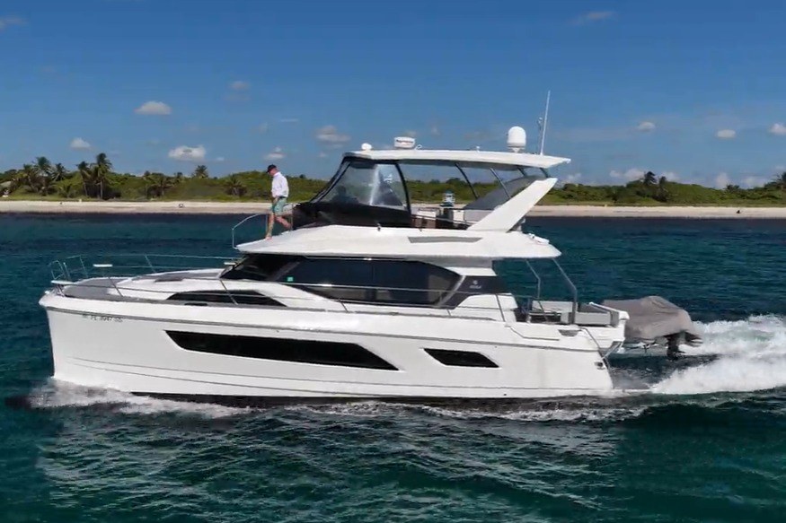 2020 Aquila 44 Yacht DICKIE CHICKENS
