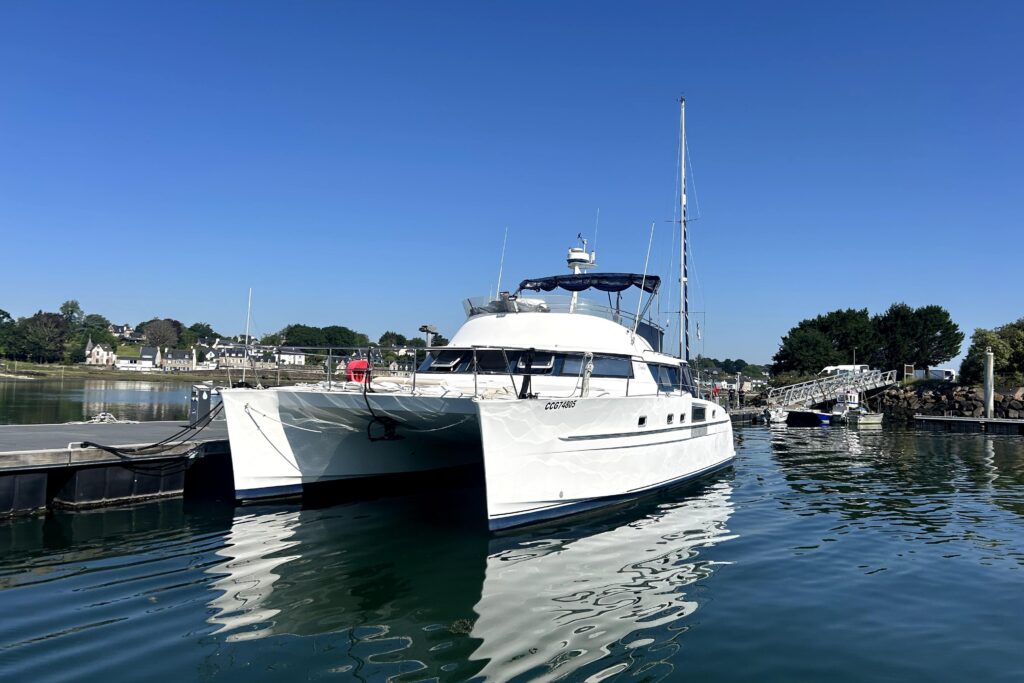 2004 Fountaine Pajot Cumberland 44 COSTA BLUE