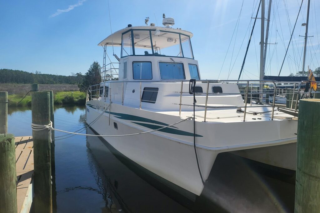 2006 Endeavour 40 Trawler Catamaran HIGH TIDE