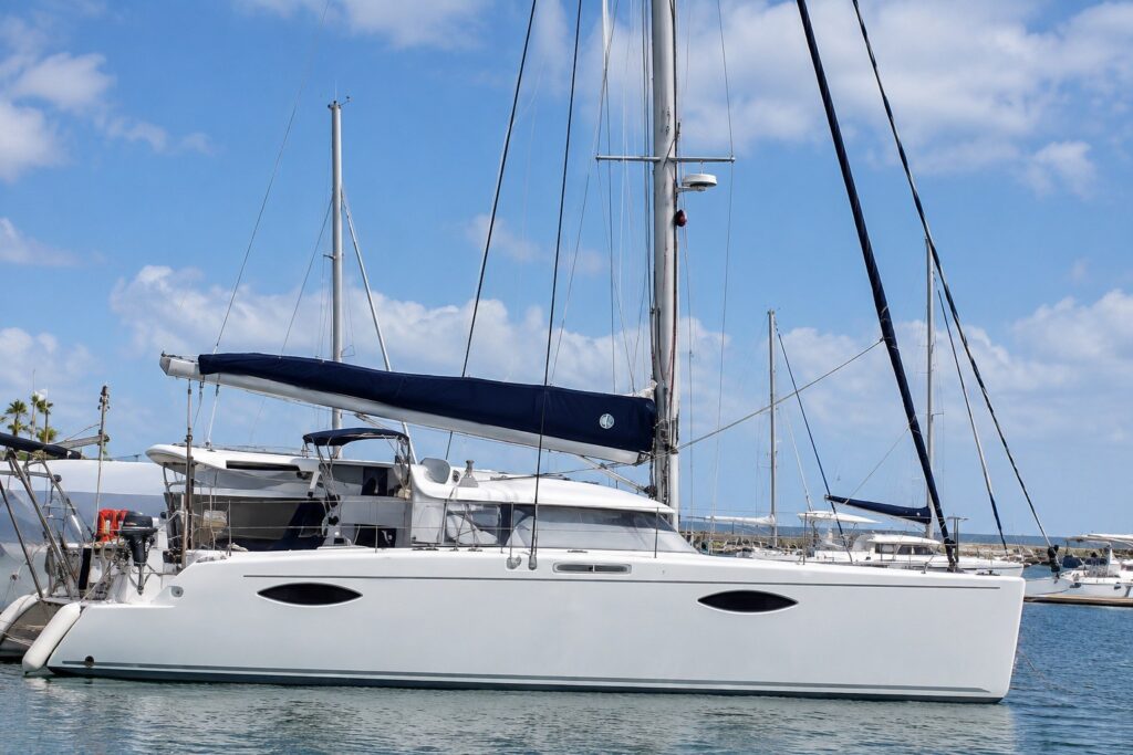 2009 Fountaine Pajot Orana 44