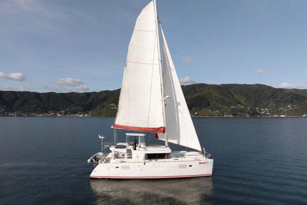 2011 Lagoon 450 Brave