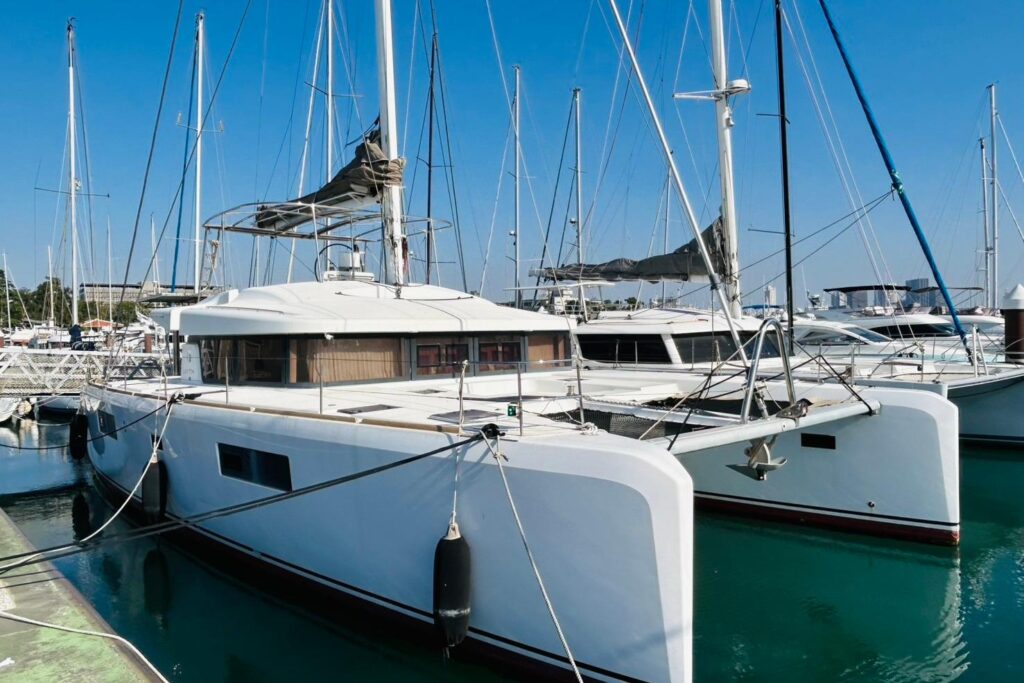 2013 Lagoon 52