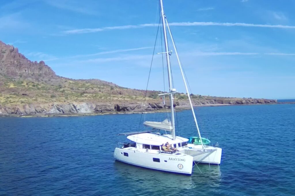 2016 Lagoon 400 S2 Arias Song
