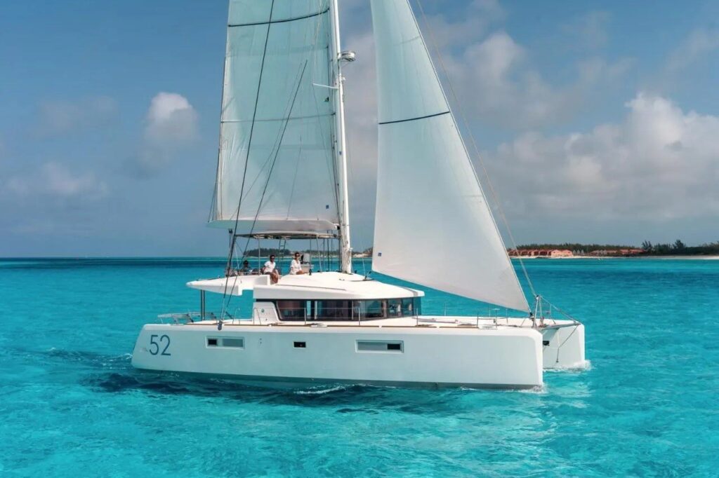 2017 Lagoon 52 F Matarma