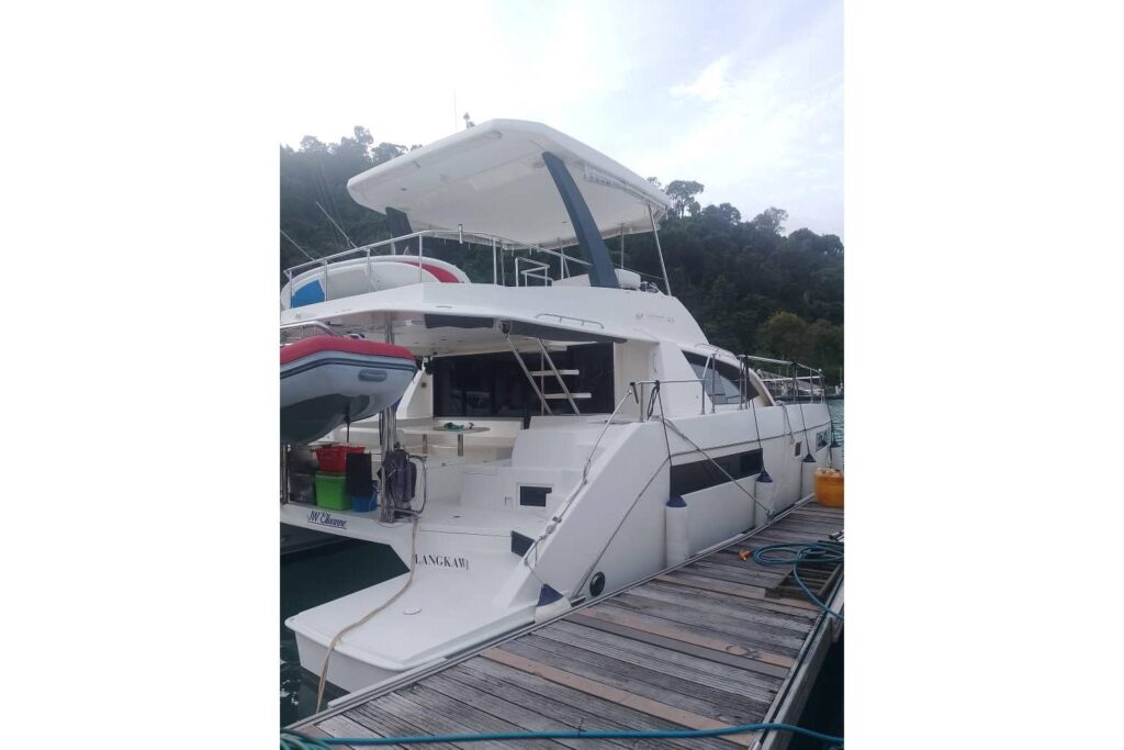 2017 Leopard 43 Powercat
