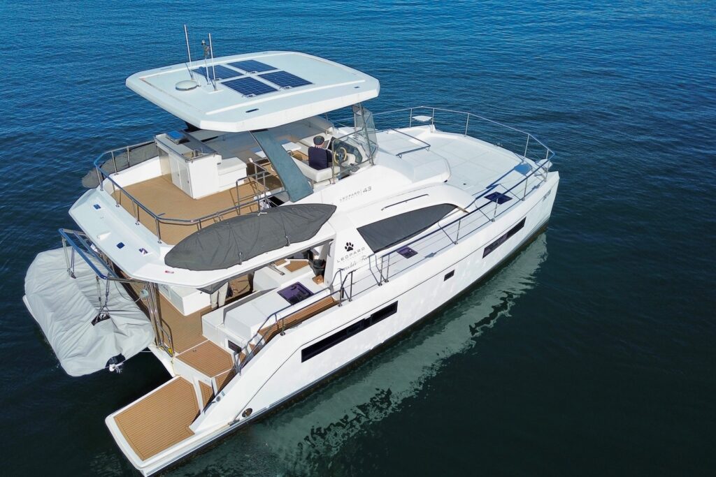 2017 Leopard 43 Powercat DBLFUN