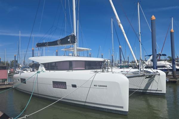 2018 Lagoon 42 JEWEL
