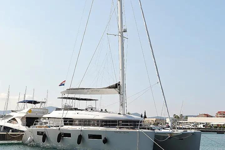 2018 Lagoon 620 MASTERDREAM