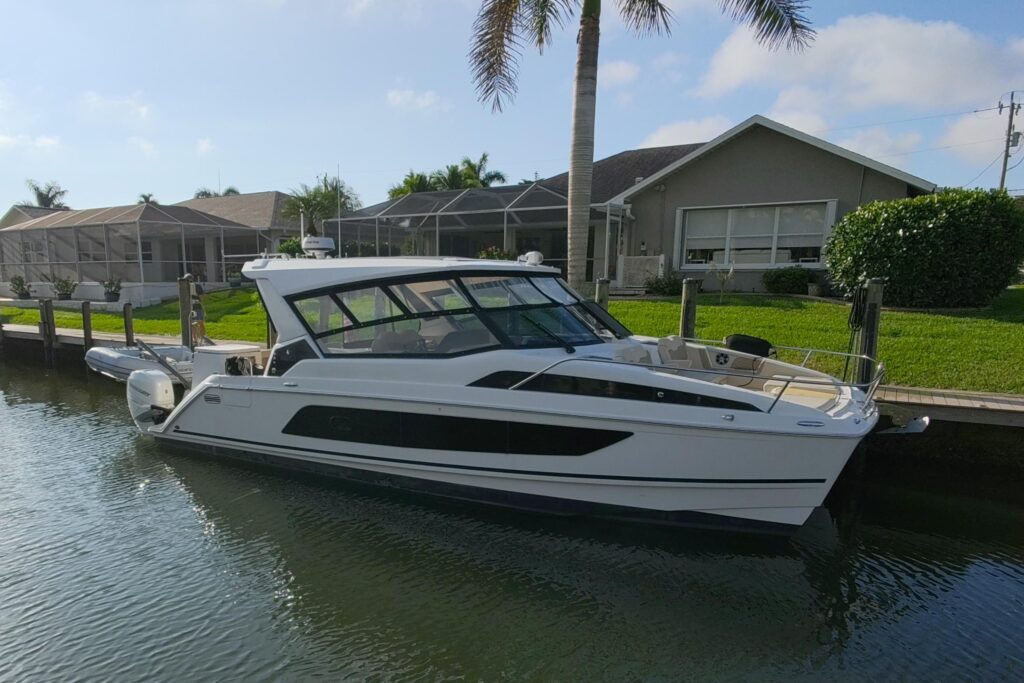 2019 Aquila 36 Sport Nauticat
