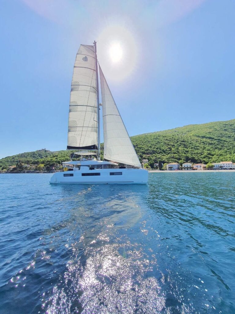 2019 Lagoon 50