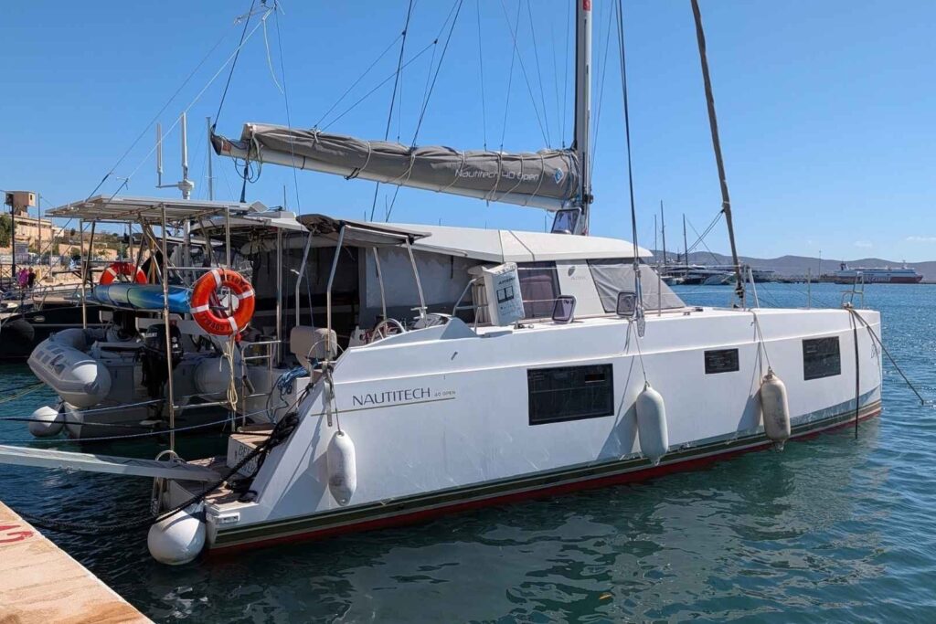 2019 Nautitech 40 Open BELUGA