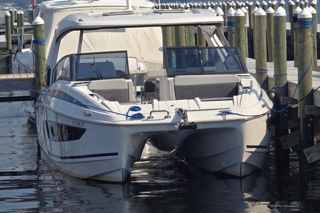 2020 Aquila 32 Sport