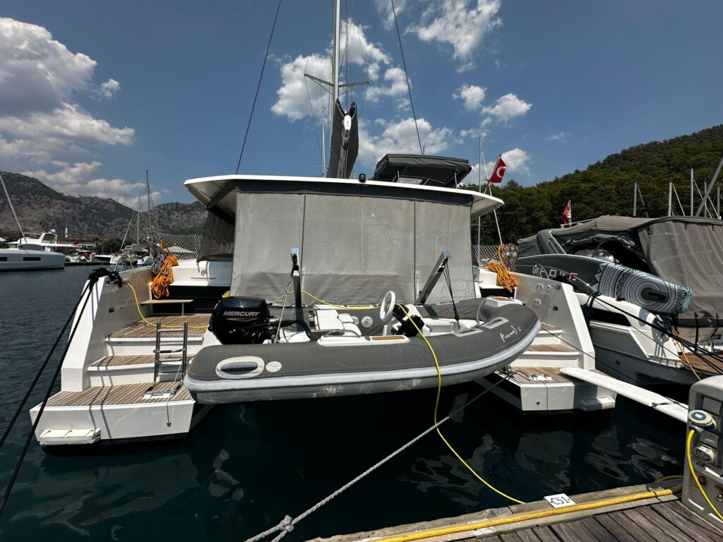 2021 Fountaine Pajot Astrea 42
