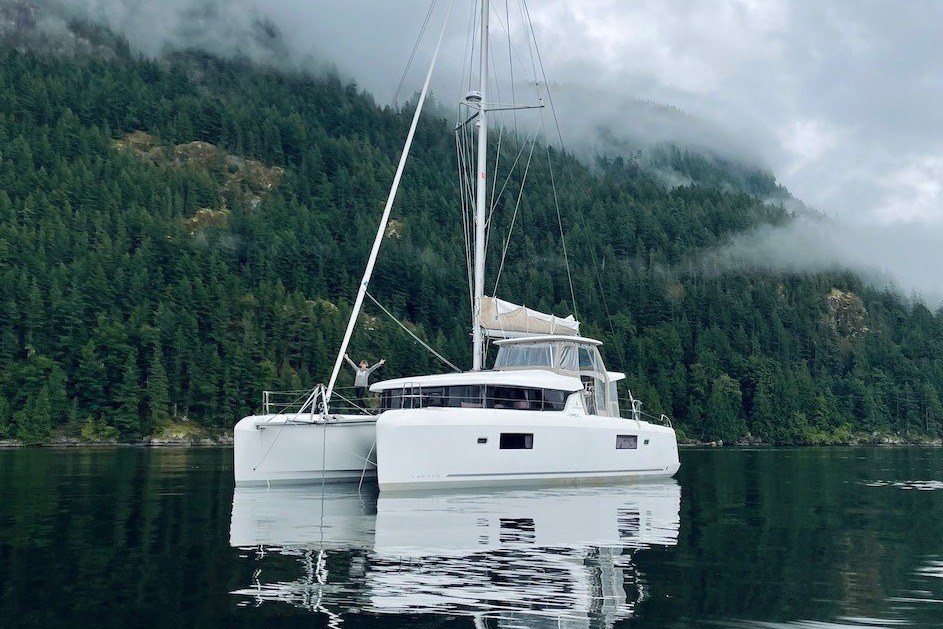2021 Lagoon 42 Boaty Boat