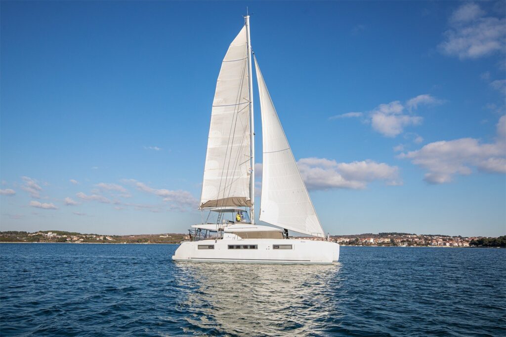 2022 Lagoon 50 Aliana