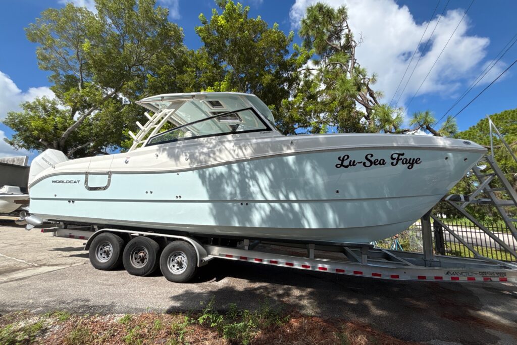2024 World Cat 325 DC LU-SEA FAYE