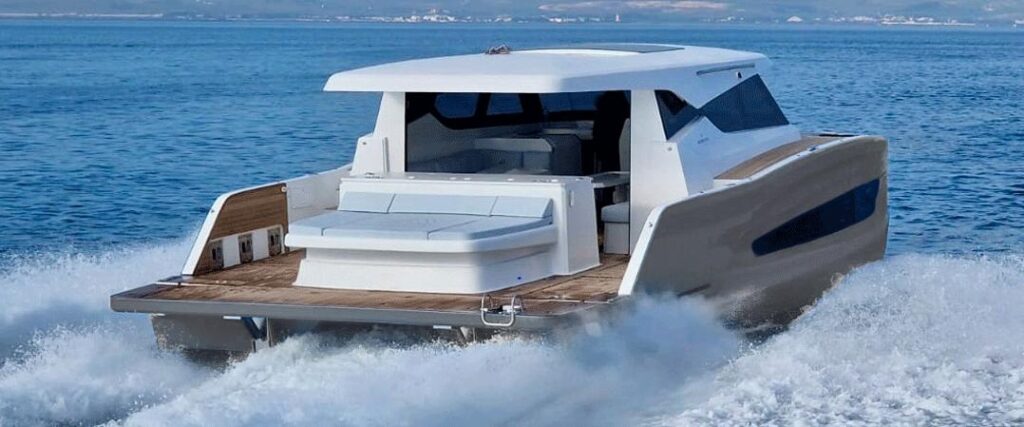 2027 Aventura 38 Sport Coupe
