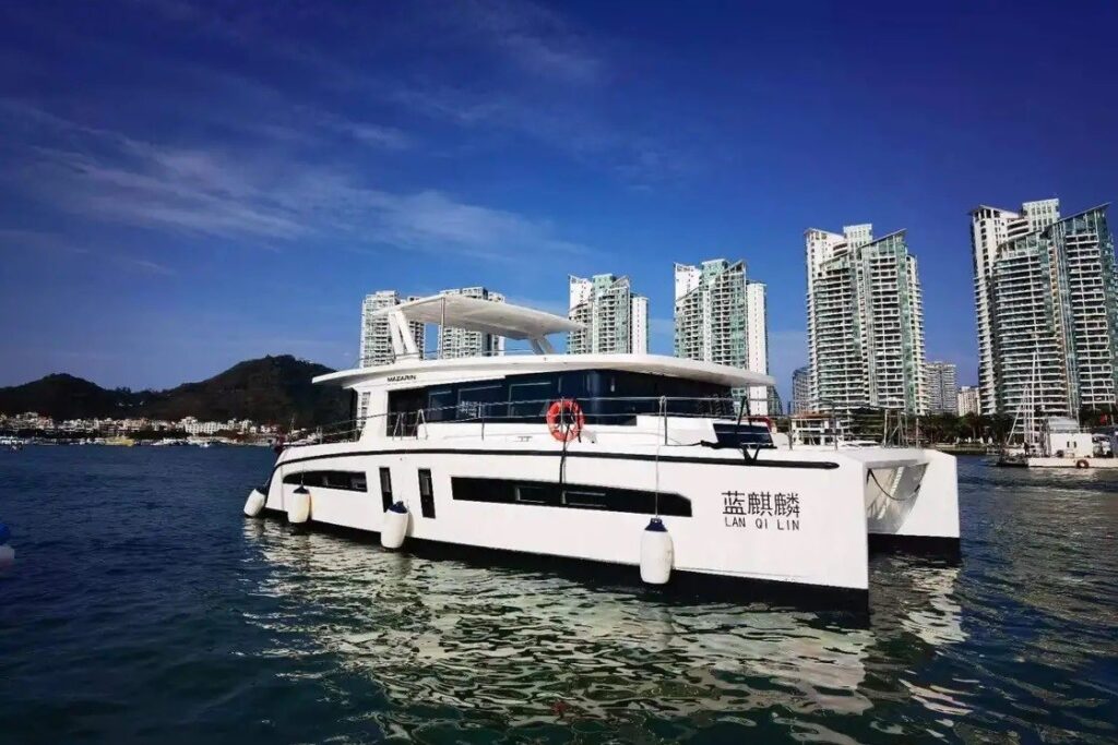 2027 Mazarin 55 POWER CATAMARAN
