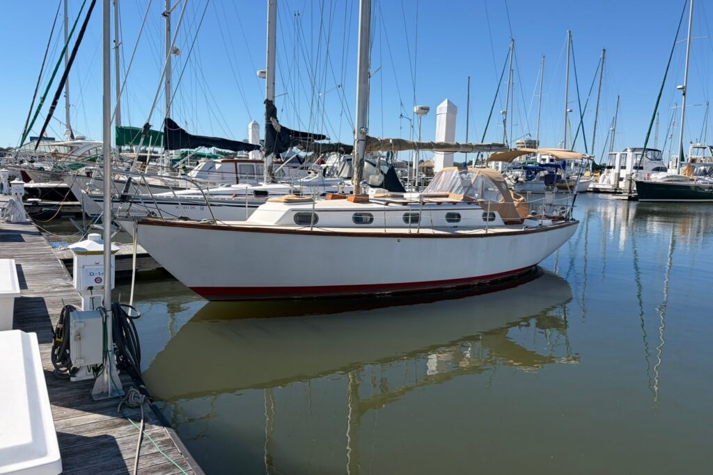 1983 Cape Dory 33 Audacity
