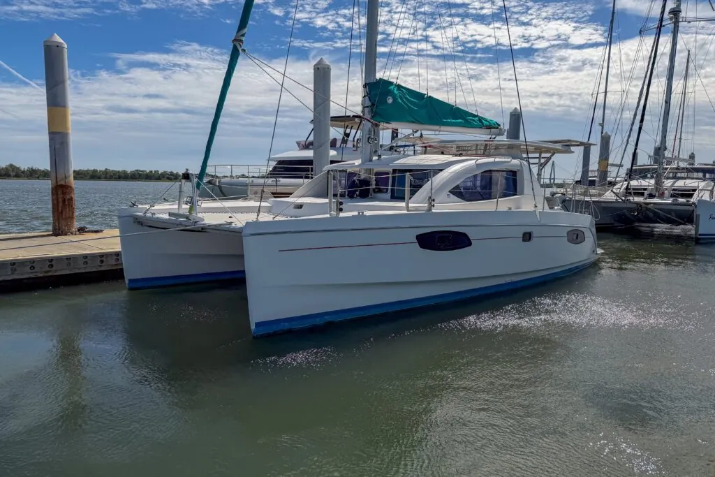 2011 Leopard 38 Dilly Dally
