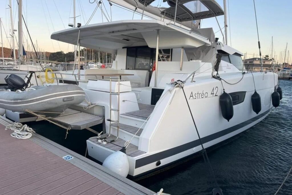 2018 Fountaine Pajot Astrea 42 ASTRÉA 42
